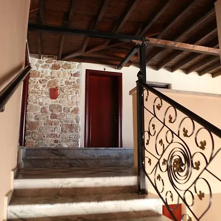 Lazarou Órma